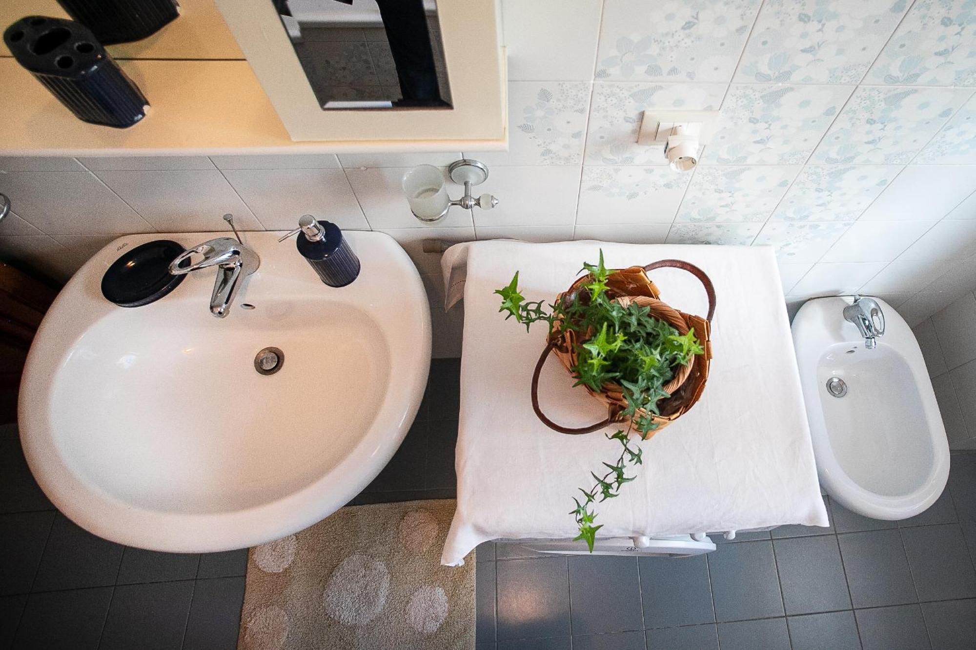 Monte Camicia - Cozy Home In City Center-Spacious-Free Parking Л'Аквіла Екстер'єр фото
