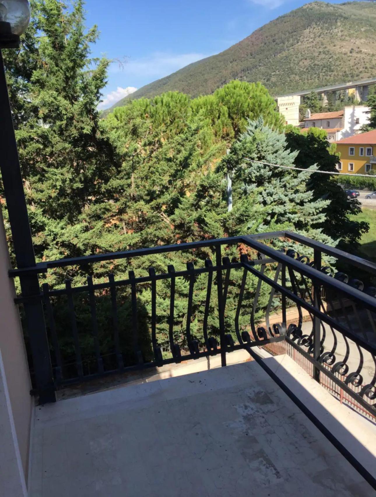 Monte Camicia - Cozy Home In City Center-Spacious-Free Parking Л'Аквіла Екстер'єр фото